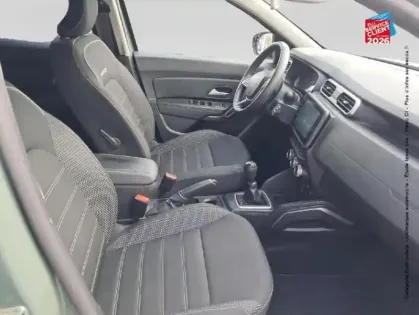 Photo 19 Dacia Duster  1.5 Blue dCi 115ch Journey + 4x2