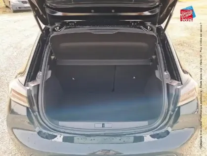 Photo 13 Peugeot 208  1.2 Hybrid 145ch Allure e-DCS6 Siege chauf