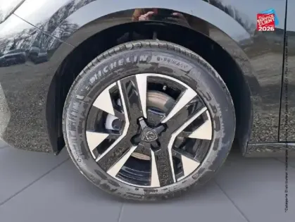 Photo 9 Peugeot 208  1.2 Hybrid 145ch Allure e-DCS6 Siege chauf