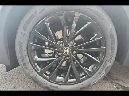 Photo 14 Toyota C-HR  1.8 Hybride 140ch GR Sport MY26