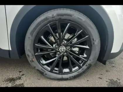 Photo 13 Toyota C-HR  1.8 Hybride 140ch GR Sport MY26