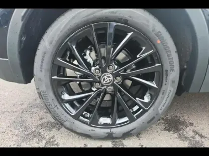 Photo 12 Toyota C-HR  1.8 Hybride 140ch GR Sport MY26