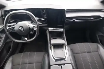 Photo 8 Renault Austral  E-Tech hybrid 200