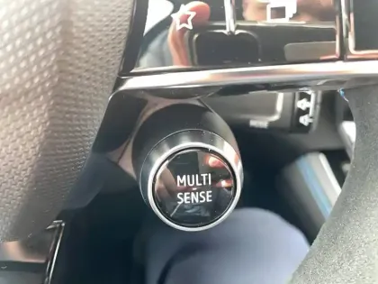 Photo 18 Renault Austral  full hybrid E-Tech 200 ch