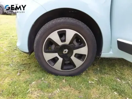 Photo 10 Renault Twingo  III 0.9 TCe 90 Energy