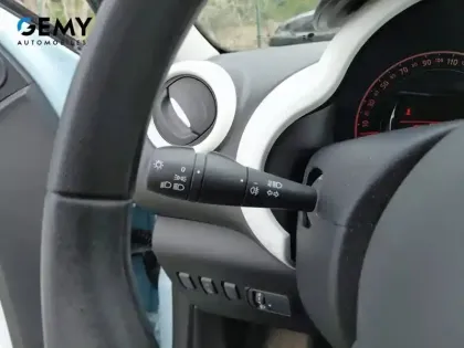 Photo 23 Renault Twingo  III 0.9 TCe 90 Energy