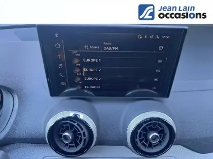 Photo 35 Audi Q2  35 TFSI 150 S tronic 7
