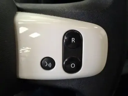 Photo 32 Renault Twingo  III E-Tech