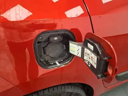 Photo 16 Renault Twingo  III E-Tech