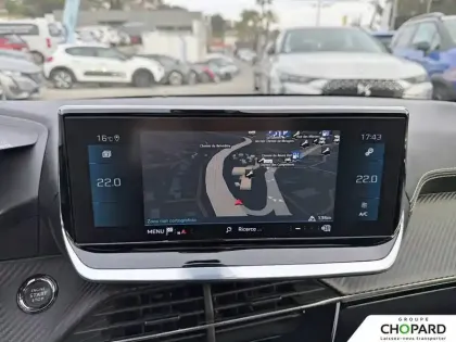 Photo 19 Peugeot 208  PureTech 100 S&S EAT8