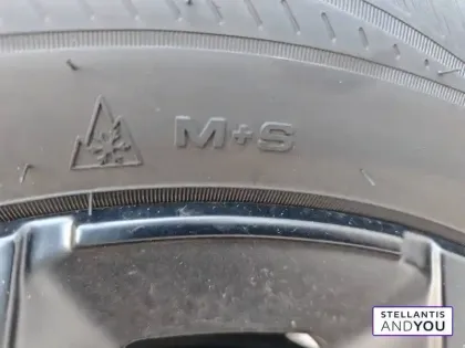 Photo 24 Jeep Avenger  1.2 Turbo T3 145 ch BVR6 4xe