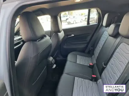 Photo 9 Jeep Avenger  1.2 Turbo T3 145 ch BVR6 4xe