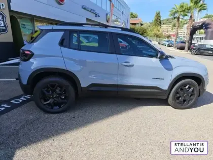 Photo 61 Jeep Avenger  1.2 Turbo T3 145 ch BVR6 4xe
