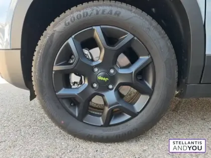 Photo 10 Jeep Avenger  1.2 Turbo T3 145 ch BVR6 4xe