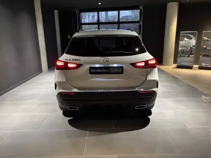 Photo 17 Mercedes GLA  250 e Hybrid EQ 8G-DCT