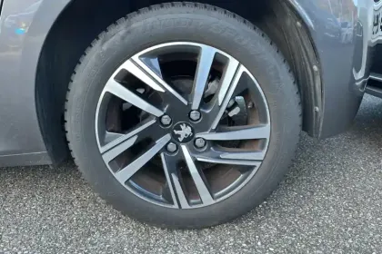 Photo 10 Peugeot 208  PureTech 100 S&S BVM6