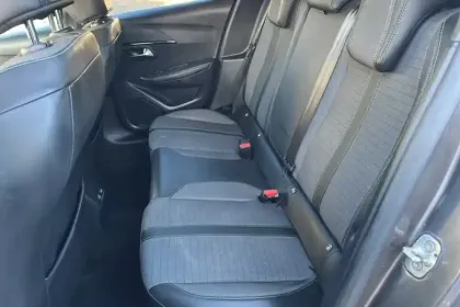 Photo 8 Peugeot 208  PureTech 100 S&S BVM6