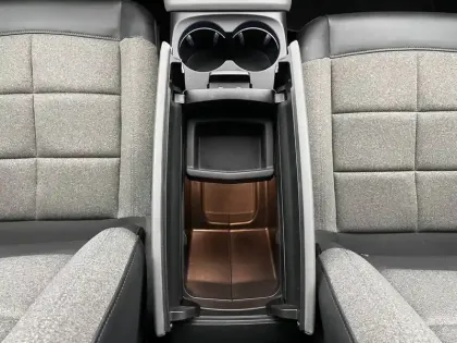 Photo 61 Citroën C5 aircross Gén. I Ph2 C-Series 5