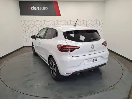 Photo 42 Renault Clio Gén. V (BJA) Ph1 NG Evolution 5