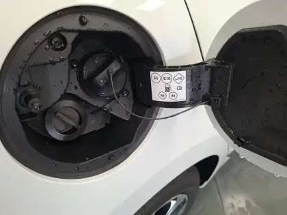 Photo 54 Renault Clio Gén. V (BJA) Ph1 NG Evolution 5