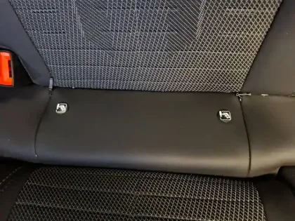 Photo 31 Peugeot 3008  Hybrid 136 e-DCS6