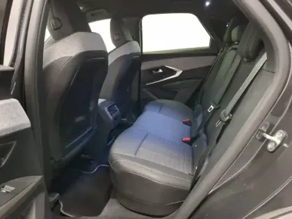 Photo 12 Peugeot 3008  Hybrid 136 e-DCS6