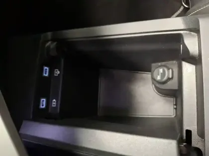 Photo 25 Peugeot 3008  Hybrid 136 e-DCS6