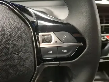 Photo 21 Peugeot 208 Gén. II Ph2 Allure 5