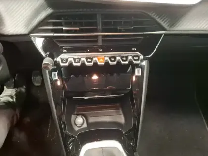 Photo 17 Peugeot 208 Gén. II Ph2 Allure 5