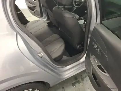 Photo 29 Peugeot 208 Gén. II Ph2 Allure 5