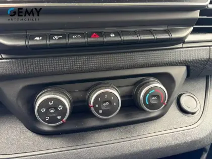 Photo 21 Renault Trafic  Blue dCi 150