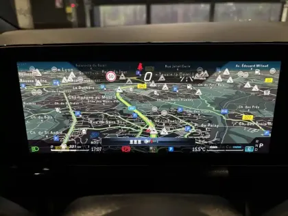 Photo 9 Mercedes GLA  180 7G-DCT