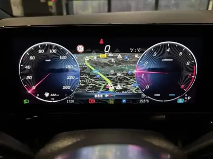 Photo 7 Mercedes GLA  180 7G-DCT