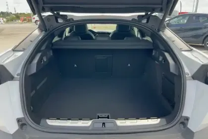 Photo 8 Peugeot 408  Electrique 58 kWh 210 ch