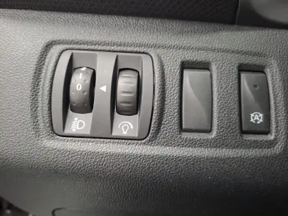 Photo 29 Renault Clio  dCi 90 E6C