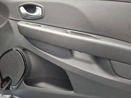 Photo 19 Renault Clio  dCi 90 E6C