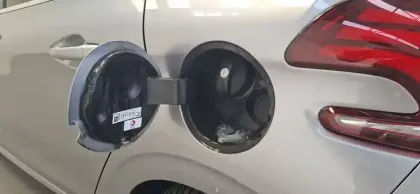 Photo 19 Peugeot 208  PureTech 110ch S&S EAT6