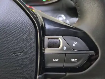 Photo 62 Peugeot 208 Gén. II Ph1 NG Style 5