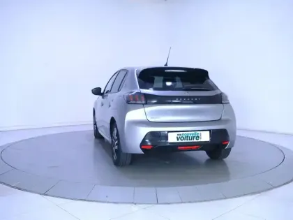 Photo 6 Peugeot 208  PureTech 100 S&S EAT8