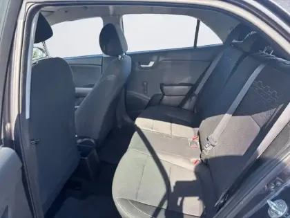 Photo 12 Kia Rio  1.0L T-GDi 100 ch ISG