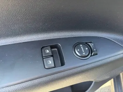 Photo 18 Kia Rio  1.0L T-GDi 100 ch ISG