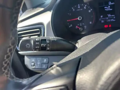 Photo 23 Kia Rio  1.0L T-GDi 100 ch ISG