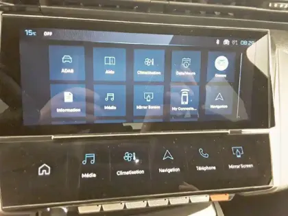 Photo 18 Peugeot 308  SW BlueHDi 130ch S&S EAT8