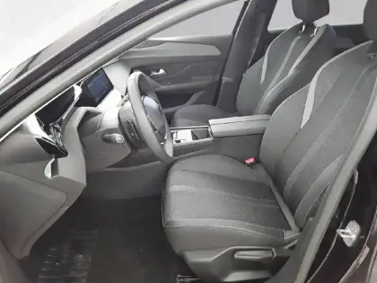 Photo 10 Peugeot 308  SW BlueHDi 130ch S&S EAT8