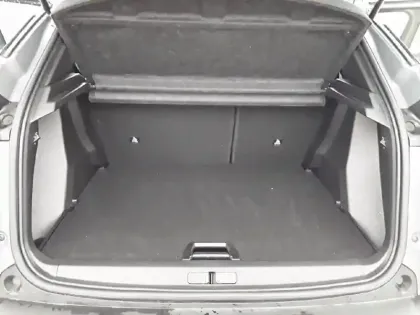 Photo 5 Peugeot 2008  Hybrid 136 e-DCS6