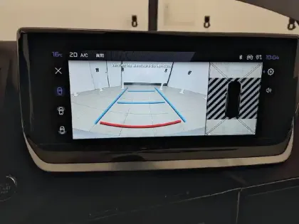 Photo 17 Peugeot 2008  Hybrid 136 e-DCS6