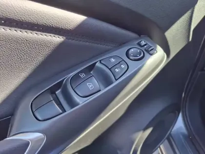 Photo 20 Nissan Juke  HYBRID 143