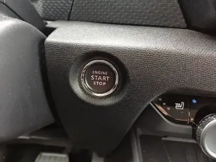 Photo 17 Citroën C4 Gén. III Ph1 Shine Pack 5