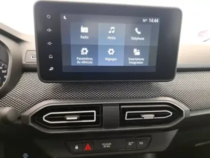 Photo 37 Dacia Sandero  ECO-G 100 GSR2