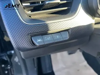 Photo 21 Renault Arkana  mild hybrid 140 EDC FAP - 22